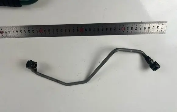 Citroen Berlingo Turbo turbocharger oiling pipe/hose 9806879480C