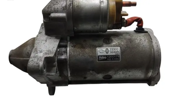 Renault Koleos I Starter motor 233003330R