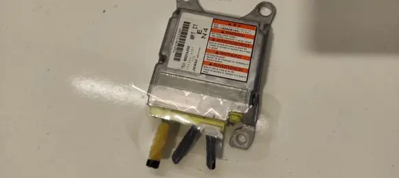 Subaru Outback Airbag control unit/module 98221AJ030 1503002151
