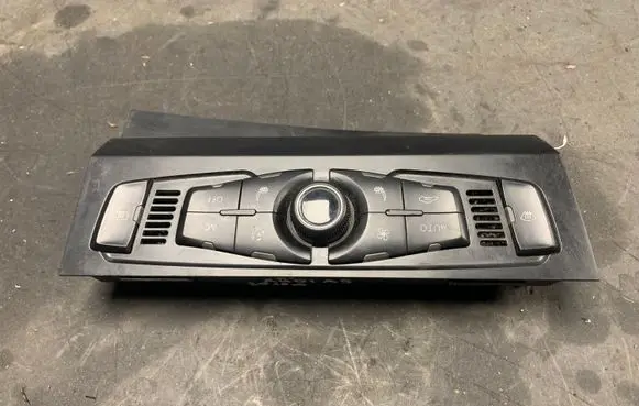 Audi Q5 SQ5 Climate control unit 8T2820043AE A2C53345974