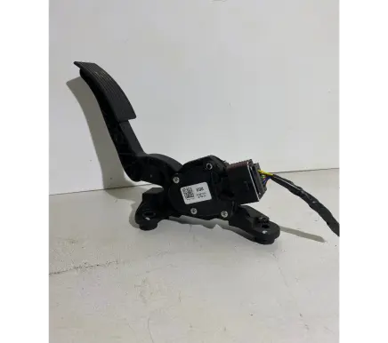 Hyundai i20 (BC3 BI3) Accelerator throttle pedal 327001RXXX