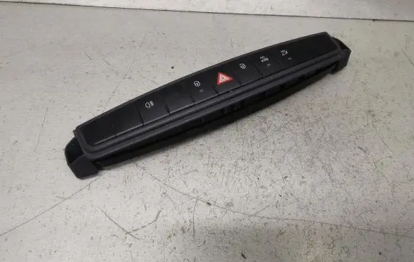 Smart ForFour I A set of switches A4548202410