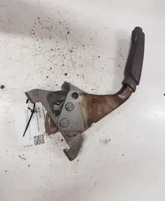 KIA Carens I Handbrake/parking brake lever assembly 05029