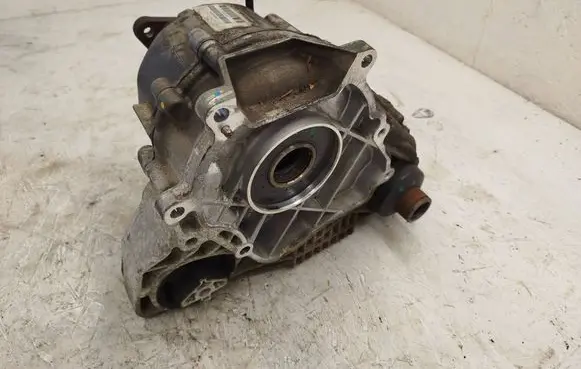 BMW X6 E71 Gearbox transfer box case 7639273