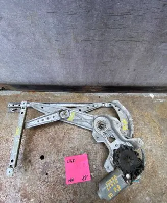 Honda Civic Front door window regulator with motor 
