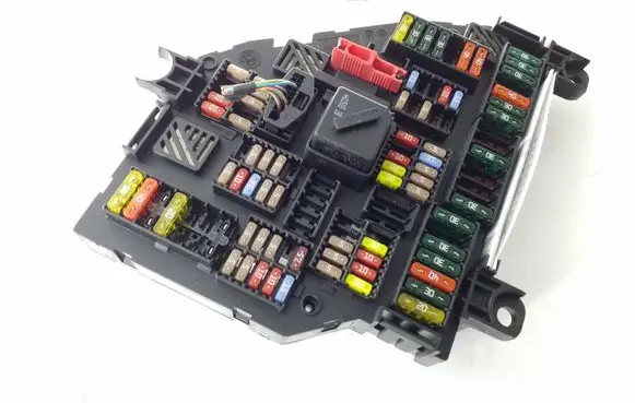 BMW 5 F10 F11 Fuse module 925281301