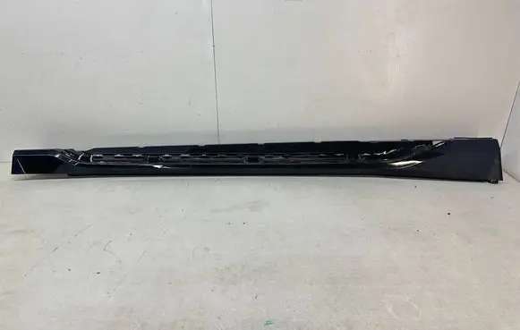 BMW X1 U11 Sill/side skirt trim 5A01682