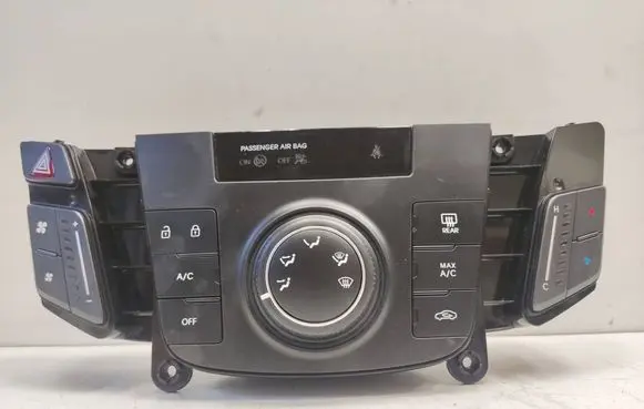 Hyundai i40 Climate control unit 972503ZMB0 C200345200A