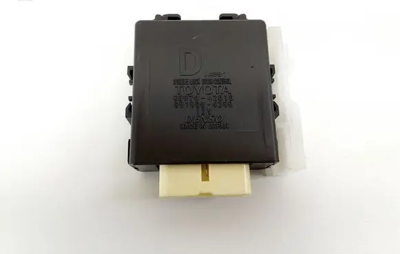 Toyota RAV 4 (XA40) Door central lock control unit/module 8597042010