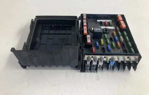 Volkswagen Sharan Fuse module 3C0937125 1K0937132F