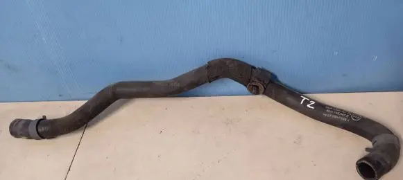 Audi A5 Engine coolant pipe/hose 8W0145947E