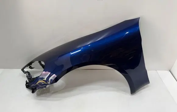 Porsche Panamera (976) Fender 