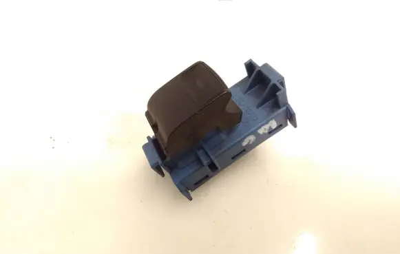 Toyota Avensis T270 Electric window control switch 8481005080