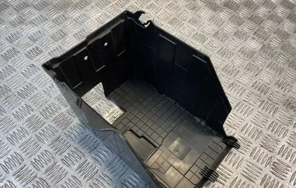 Battery box tray
