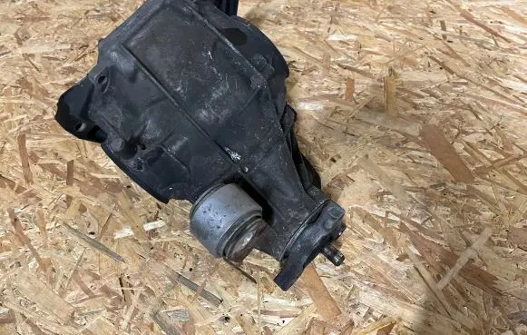 Mercedes-Benz E W238 Rear differential a2133510005