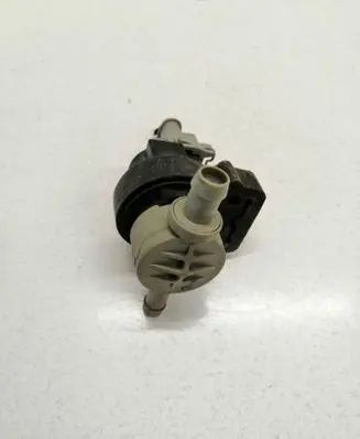 Mercedes-Benz SLK R170 Vacuum valve 0004701693