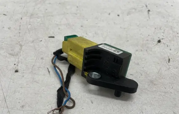 Volkswagen PASSAT B7 Airbag deployment crash/impact sensor 5N0959351B