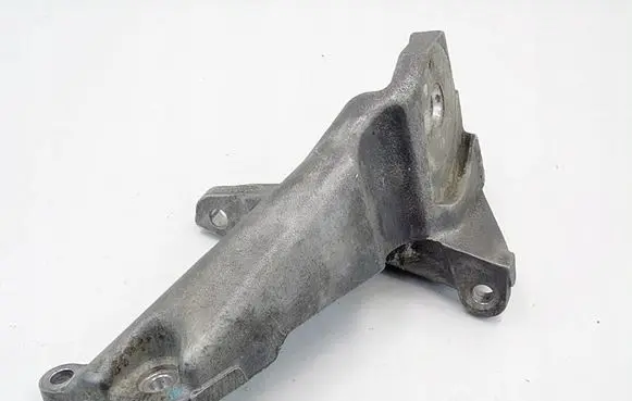 Cadillac STS Engine mounting bracket 10360742