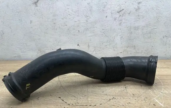 Audi A8 S8 D4 4H Air intake duct part 4H0129616G ETB446409