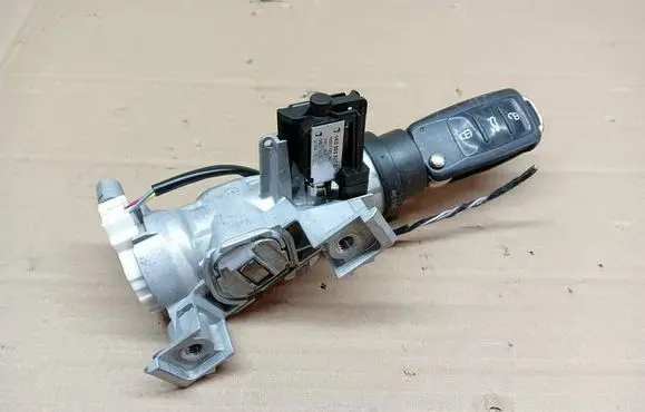 Skoda Superb B6 (3T) Ignition lock 5K0905865 280267