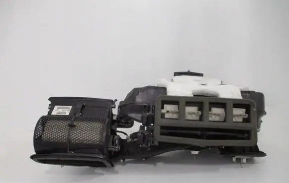 Jeep Grand Cherokee Interior heater climate box assembly P68110179AE