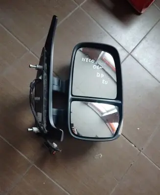 Iveco Daily 4th gen Front door electric wing mirror
