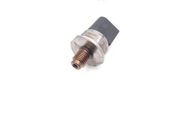 Mercedes-Benz Sprinter W906 Fuel pressure sensor 78389851 85PP2202
