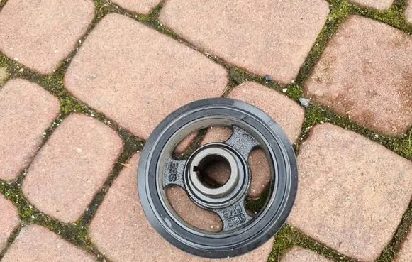 Opel Insignia B Crankshaft pulley