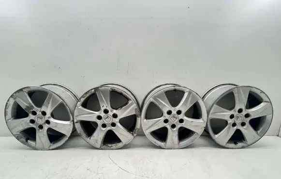 R18 alloy rim