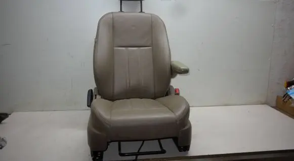 Chrysler Town u0026 Country V Front passenger seat 