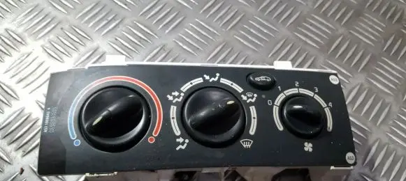 Renault Scenic I Climate control unit 651942p