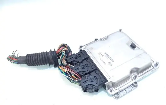 Volvo S40, V40 Engine control unit/module 8200126494 28SA5006 0281010441