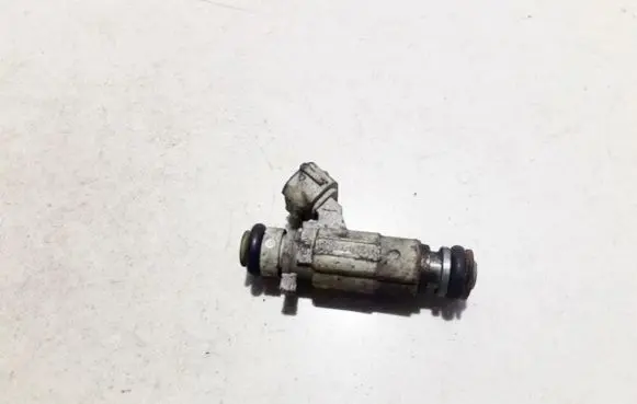Nissan Primera Fuel injector 0280155798 16600-31000