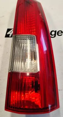 Volvo V70 Rear/tail lights 9154494