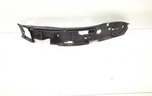 Volkswagen Touareg I Front bumper mounting bracket 7L6807183C