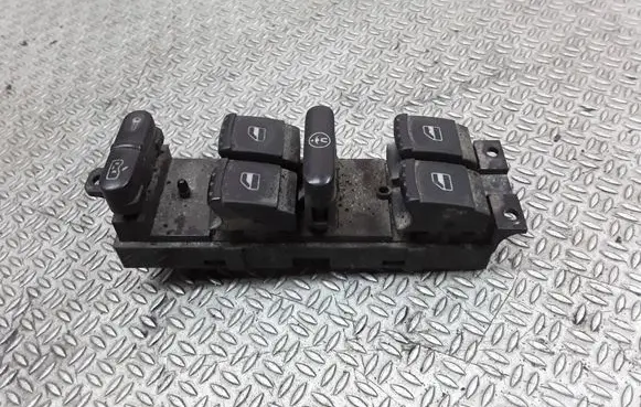 Volkswagen Golf IV Electric window control switch 1J4959857