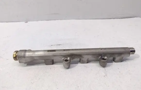 Audi A3 S3 8V Fuel main line pipe 04C133320G