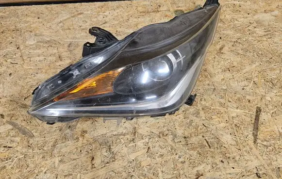 Toyota Aygo AB40 Headlight/headlamp 811700H140