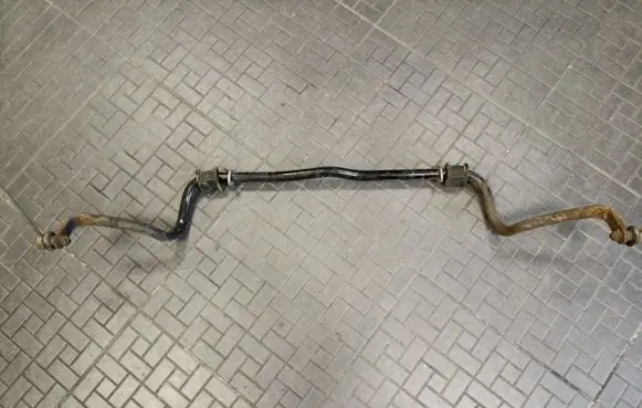 Mitsubishi Grandis Front anti-roll bar/sway bar