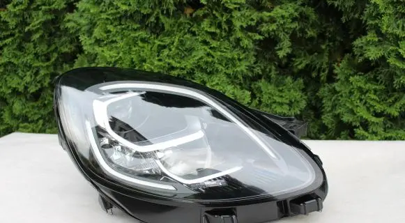 Ford Puma Headlight/headlamp L1TB13E014EG BX726 L90202258