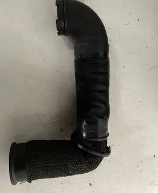 KIA Sorento Air intake duct part