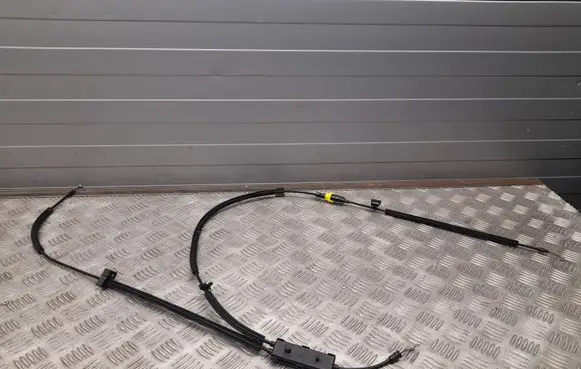 Alfa Romeo Stelvio Rear seat cable / handle 