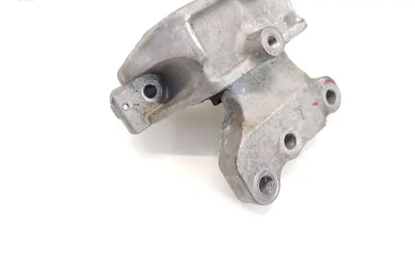 Mitsubishi Outlander Gearbox mount