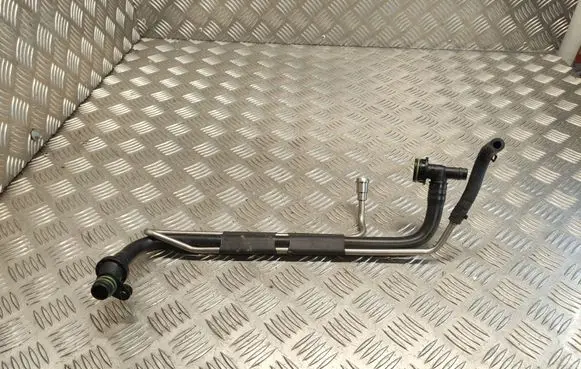 Audi A4 S4 B9 Breather hose/pipe 04E103175D