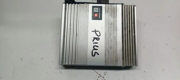 Toyota Prius (NHW20) Sound amplifier 862800W460