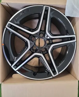 Mercedes-Benz CLA C118 X118 R18 alloy rim A1184010200