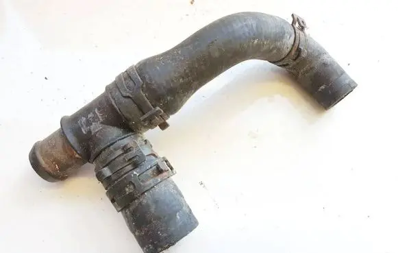 Mercedes-Benz C W203 Engine coolant pipe/hose
