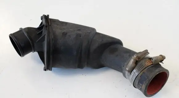 Volkswagen PASSAT B6 Intercooler hose/pipe 30778734