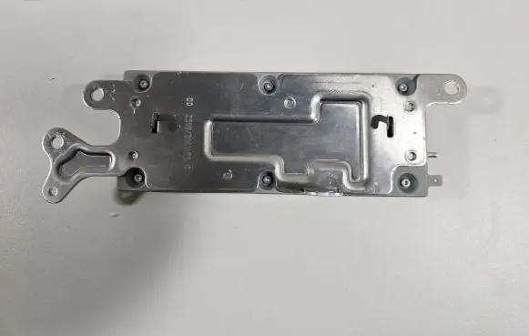 Tesla Model 3 Radio/CD/DVD/GPS head unit 1079755-00-E