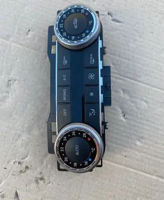 Mercedes-Benz C W204 Climate control unit 2049002103 SW200902